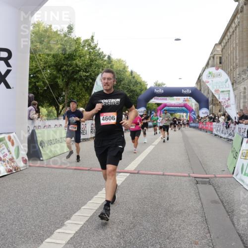 06.09.2026 - CURREX Alsterlauf Yannick Fuchs http://msf.ph/oto/10125152 06.09.2026 10:03:47 Ziel 2386, 2429, 2629, 2630, 3059, 3094, 3405, 4132, 4591, 4606, 5737, 5911, 8203, 8219, 8315 meine-sportfotos.de