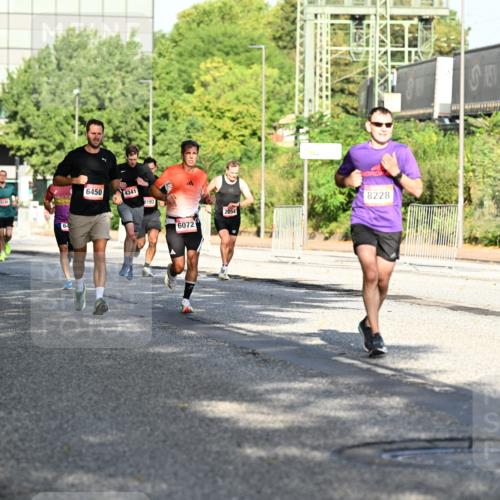 06.09.2026 - CURREX Alsterlauf Dr. Thomas Lammeyer http://msf.ph/oto/10125166 06.09.2026 09:42:53 Laufen 213, 64, 6450, 4341, 8193, 2054, 6072, 8228 meine-sportfotos.de