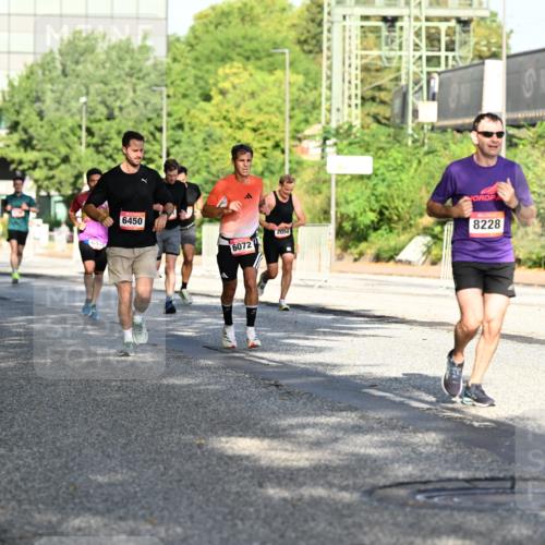 06.09.2026 - CURREX Alsterlauf Dr. Thomas Lammeyer http://msf.ph/oto/10125172 06.09.2026 09:42:53 Laufen 6450, 6072, 2054, 8228 meine-sportfotos.de
