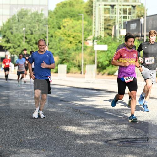 06.09.2026 - CURREX Alsterlauf Dr. Thomas Lammeyer http://msf.ph/oto/10125212 06.09.2026 09:42:57 Laufen 6449, 9, 4341, 88 meine-sportfotos.de