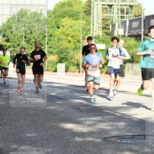 06.09.2026 - CURREX Alsterlauf Dr. Thomas Lammeyer http://msf.ph/oto/10125260 06.09.2026 09:43:02 Laufen 3404, 6186, 3956, 6113 meine-sportfotos.de