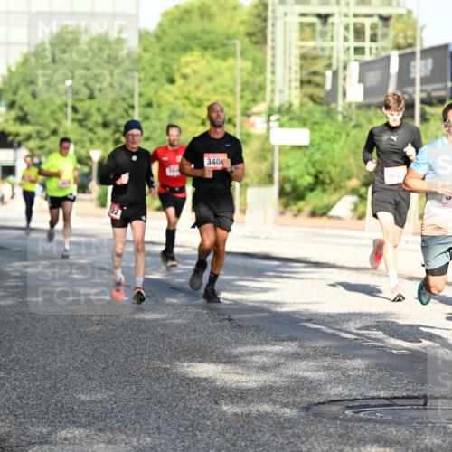 06.09.2026 - CURREX Alsterlauf Dr. Thomas Lammeyer http://msf.ph/oto/10125277 06.09.2026 09:43:04 Laufen 340, 3623, 956, 63, 6113 meine-sportfotos.de
