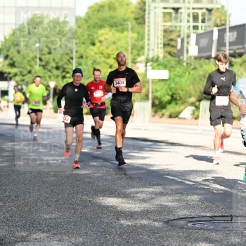 06.09.2026 - CURREX Alsterlauf Dr. Thomas Lammeyer http://msf.ph/oto/10125278 06.09.2026 09:43:04 Laufen 122, 3404, 3623, 3956, 6391, 6 meine-sportfotos.de