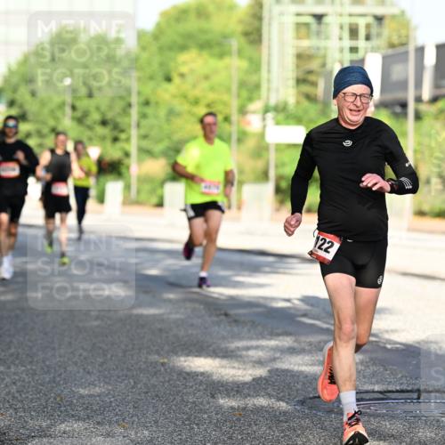 06.09.2026 - CURREX Alsterlauf Dr. Thomas Lammeyer http://msf.ph/oto/10125308 06.09.2026 09:43:07 Laufen 122 meine-sportfotos.de