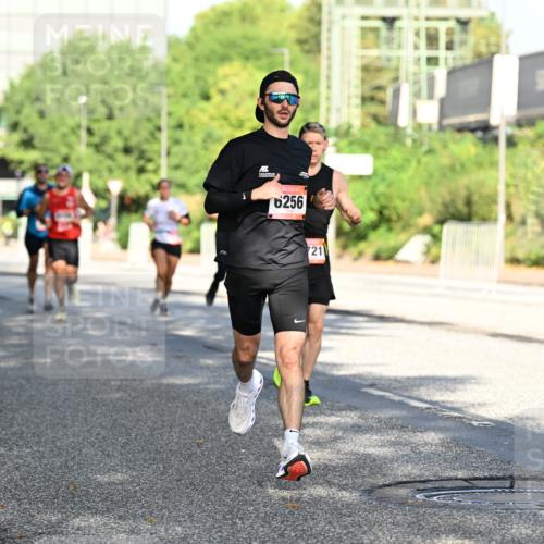 06.09.2026 - CURREX Alsterlauf Dr. Thomas Lammeyer http://msf.ph/oto/10125344 06.09.2026 09:43:10 Laufen 6256, 21, 21 meine-sportfotos.de
