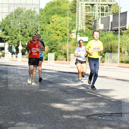 06.09.2026 - CURREX Alsterlauf Dr. Thomas Lammeyer http://msf.ph/oto/10125366 06.09.2026 09:43:12 Laufen 815, 06, 8210, 2703 meine-sportfotos.de