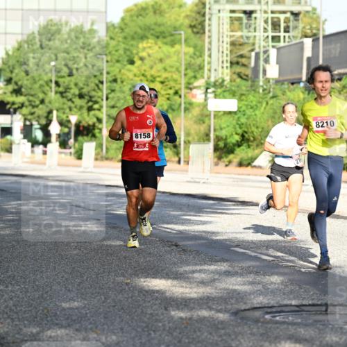 06.09.2026 - CURREX Alsterlauf Dr. Thomas Lammeyer http://msf.ph/oto/10125377 06.09.2026 09:43:13 Laufen 8158, 8210 meine-sportfotos.de