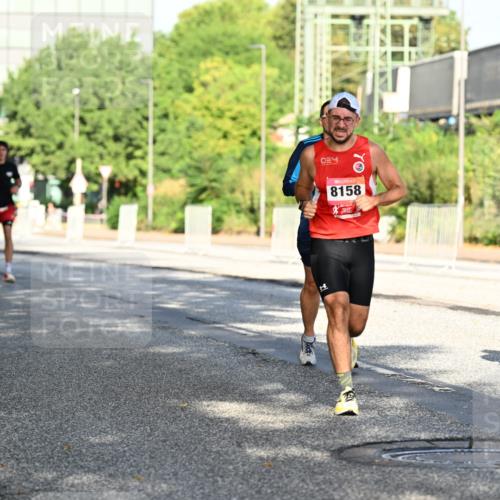 06.09.2026 - CURREX Alsterlauf Dr. Thomas Lammeyer http://msf.ph/oto/10125392 06.09.2026 09:43:14 Laufen 8158, 27 meine-sportfotos.de