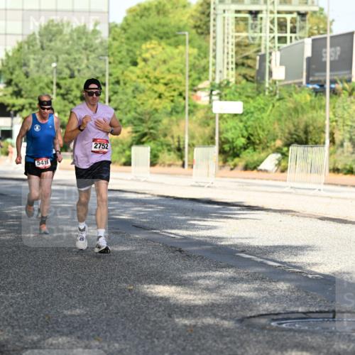 06.09.2026 - CURREX Alsterlauf Dr. Thomas Lammeyer http://msf.ph/oto/10125423 06.09.2026 09:43:22 Laufen 2731, 5419, 2752 meine-sportfotos.de