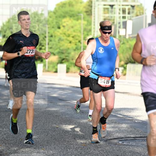06.09.2026 - CURREX Alsterlauf Dr. Thomas Lammeyer http://msf.ph/oto/10125454 06.09.2026 09:43:25 Laufen 2731, 35, 5419, 2752 meine-sportfotos.de
