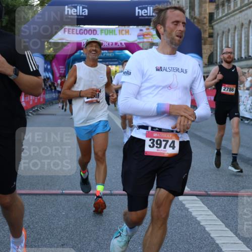 06.09.2026 - CURREX Alsterlauf Strokosch-Dieckow http://msf.ph/oto/10125464 06.09.2026 09:45:05 Ziel 2289, 2786, 3641, 3767, 3771, 3873, 3974, 4011, 4255, 5272, 5341, 5770, 5837, 6243, 6420 meine-sportfotos.de