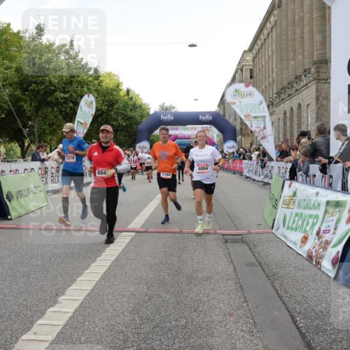 06.09.2026 - CURREX Alsterlauf Yannick Fuchs http://msf.ph/oto/10125487 06.09.2026 10:04:00 Ziel 2042, 2091, 2657, 2989, 3378, 3384, 3651, 3745, 3752, 3766, 4004, 4672, 4968, 4972, 4979, 5061, 5284, 5468, 6247, 8044, 8079 meine-sportfotos.de