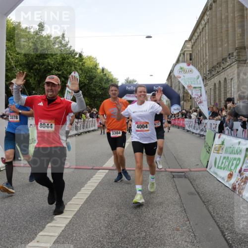 06.09.2026 - CURREX Alsterlauf Yannick Fuchs http://msf.ph/oto/10125528 06.09.2026 10:04:01 Ziel 2042, 2091, 2164, 2657, 2989, 3100, 3239, 3378, 3384, 3562, 3651, 3745, 3752, 3766, 4004, 4672, 4968, 4972, 4979, 5061, 5284, 5401, 5468, 6056, 8044, 8079 meine-sportfotos.de
