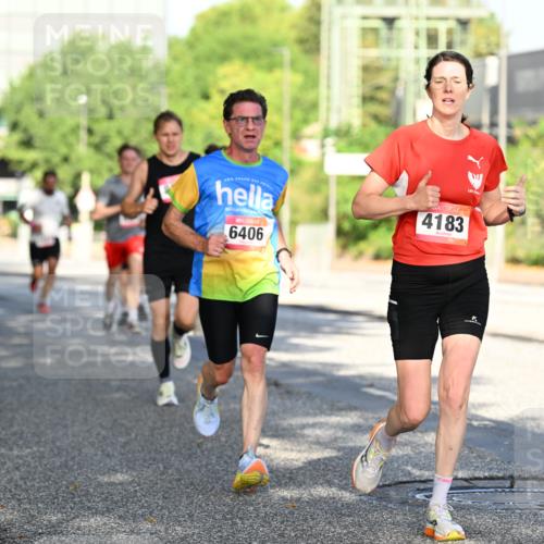 06.09.2026 - CURREX Alsterlauf Dr. Thomas Lammeyer http://msf.ph/oto/10125529 06.09.2026 09:43:33 Laufen 4183, 6406 meine-sportfotos.de