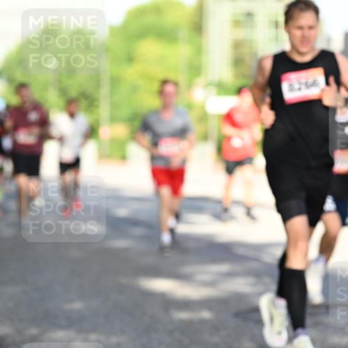 06.09.2026 - CURREX Alsterlauf Dr. Thomas Lammeyer http://msf.ph/oto/10125550 06.09.2026 09:43:35 Laufen  meine-sportfotos.de
