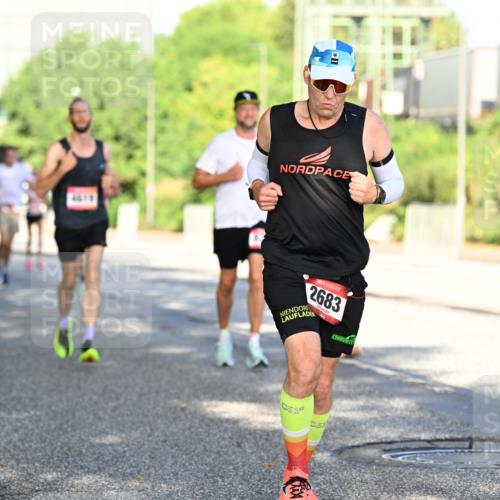 06.09.2026 - CURREX Alsterlauf Dr. Thomas Lammeyer http://msf.ph/oto/10125597 06.09.2026 09:43:40 Laufen 55, 2683 meine-sportfotos.de