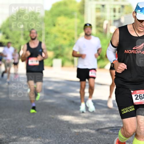 06.09.2026 - CURREX Alsterlauf Dr. Thomas Lammeyer http://msf.ph/oto/10125603 06.09.2026 09:43:40 Laufen 2683 meine-sportfotos.de