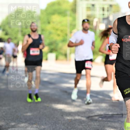 06.09.2026 - CURREX Alsterlauf Dr. Thomas Lammeyer http://msf.ph/oto/10125604 06.09.2026 09:43:40 Laufen 2683, 1 meine-sportfotos.de