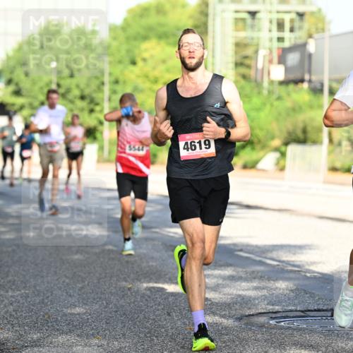 06.09.2026 - CURREX Alsterlauf Dr. Thomas Lammeyer http://msf.ph/oto/10125617 06.09.2026 09:43:42 Laufen 5544, 11, 8, 4619, 824 meine-sportfotos.de