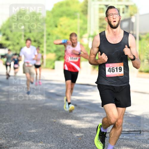 06.09.2026 - CURREX Alsterlauf Dr. Thomas Lammeyer http://msf.ph/oto/10125623 06.09.2026 09:43:42 Laufen 11, 4619 meine-sportfotos.de