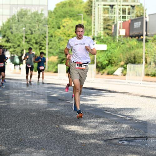 06.09.2026 - CURREX Alsterlauf Dr. Thomas Lammeyer http://msf.ph/oto/10125645 06.09.2026 09:43:44 Laufen 1432, 4287 meine-sportfotos.de