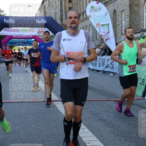 06.09.2026 - CURREX Alsterlauf Strokosch-Dieckow http://msf.ph/oto/10125665 06.09.2026 09:45:30 Ziel 2101, 2111, 2170, 2406, 2498, 3146, 3211, 3259, 3593, 3615, 4141, 4581, 4586, 4891, 5216, 5699, 5805, 5988, 6450, 8341 meine-sportfotos.de