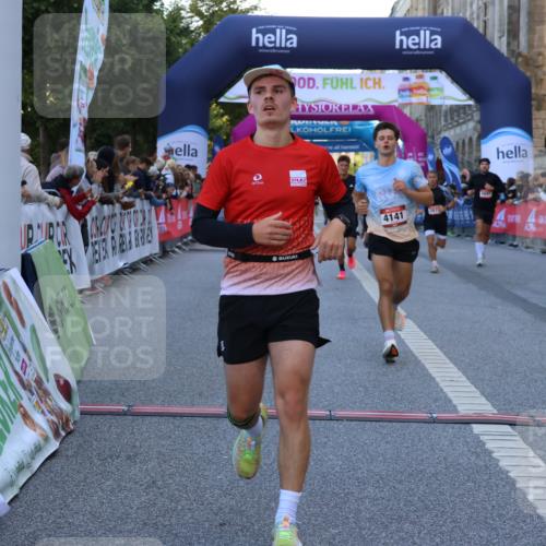 06.09.2026 - CURREX Alsterlauf Strokosch-Dieckow http://msf.ph/oto/10125675 06.09.2026 09:45:34 Ziel 2101, 2111, 2170, 2406, 2615, 2673, 3146, 3149, 3259, 3615, 4141, 4581, 5699, 5805, 5988, 6013, 6450, 8192 meine-sportfotos.de
