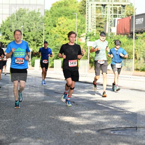 06.09.2026 - CURREX Alsterlauf Dr. Thomas Lammeyer http://msf.ph/oto/10125687 06.09.2026 09:43:49 Laufen 4193, 2556, 3678, 4890, 3432 meine-sportfotos.de