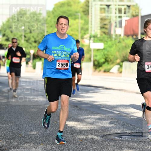 06.09.2026 - CURREX Alsterlauf Dr. Thomas Lammeyer http://msf.ph/oto/10125707 06.09.2026 09:43:50 Laufen 2556, 3432 meine-sportfotos.de