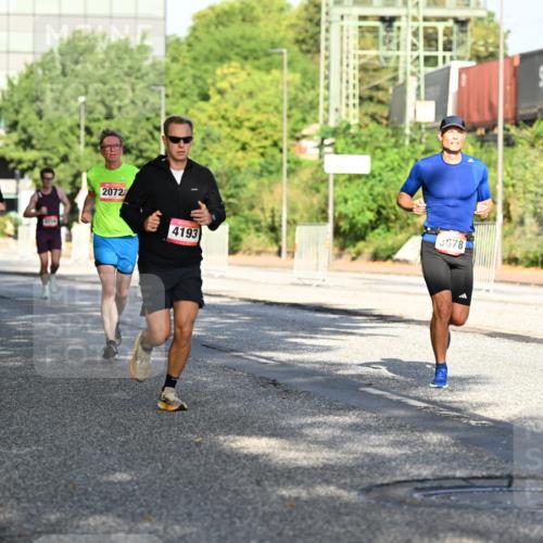 06.09.2026 - CURREX Alsterlauf Dr. Thomas Lammeyer http://msf.ph/oto/10125725 06.09.2026 09:43:52 Laufen 4877, 4214, 2072, 44100, 4193, 3678 meine-sportfotos.de