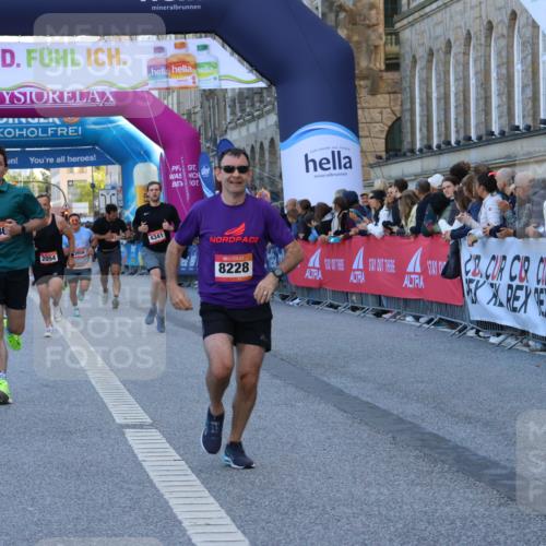 06.09.2026 - CURREX Alsterlauf Strokosch-Dieckow http://msf.ph/oto/10125738 06.09.2026 09:45:44 Ziel 2054, 2615, 2673, 3149, 3602, 4372, 4982, 5697, 6013, 6186, 6401, 6449, 8192, 8228 meine-sportfotos.de