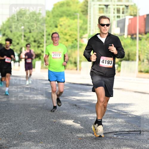 06.09.2026 - CURREX Alsterlauf Dr. Thomas Lammeyer http://msf.ph/oto/10125742 06.09.2026 09:43:54 Laufen 2072, 4193 meine-sportfotos.de
