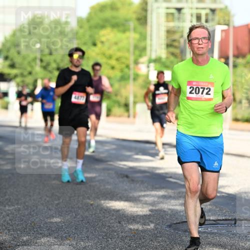 06.09.2026 - CURREX Alsterlauf Dr. Thomas Lammeyer http://msf.ph/oto/10125763 06.09.2026 09:43:55 Laufen 2072 meine-sportfotos.de
