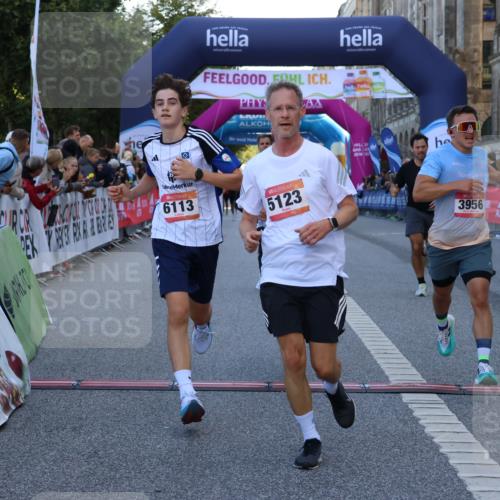 06.09.2026 - CURREX Alsterlauf Strokosch-Dieckow http://msf.ph/oto/10125764 06.09.2026 09:45:52 Ziel 2054, 3956, 4341, 4721, 4828, 4982, 5123, 6072, 6113, 6186, 8193, 8228 meine-sportfotos.de