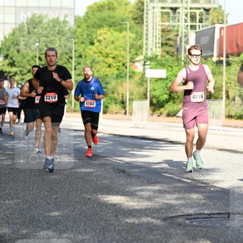 06.09.2026 - CURREX Alsterlauf Dr. Thomas Lammeyer http://msf.ph/oto/10125784 06.09.2026 09:43:58 Laufen 2210, 6162, 4716, 4872 meine-sportfotos.de
