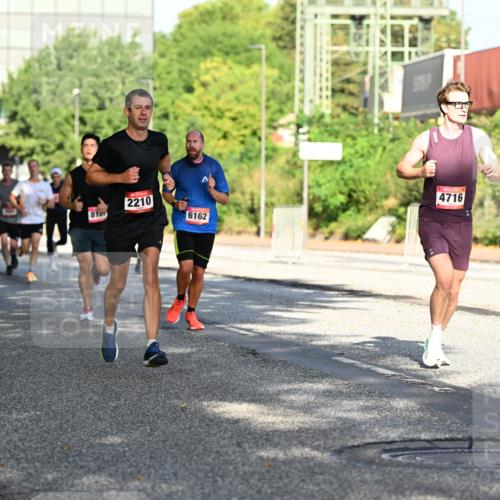 06.09.2026 - CURREX Alsterlauf Dr. Thomas Lammeyer http://msf.ph/oto/10125789 06.09.2026 09:43:58 Laufen 2210, 815, 6162, 4716 meine-sportfotos.de