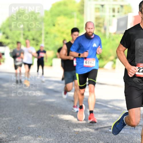 06.09.2026 - CURREX Alsterlauf Dr. Thomas Lammeyer http://msf.ph/oto/10125815 06.09.2026 09:44:01 Laufen 11, 6162, 2210 meine-sportfotos.de