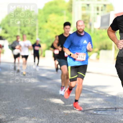 06.09.2026 - CURREX Alsterlauf Dr. Thomas Lammeyer http://msf.ph/oto/10125818 06.09.2026 09:44:01 Laufen 162, 2210, 11 meine-sportfotos.de