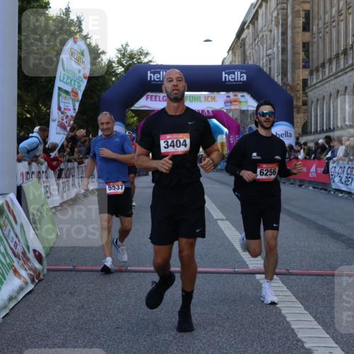 06.09.2026 - CURREX Alsterlauf Strokosch-Dieckow http://msf.ph/oto/10125854 06.09.2026 09:46:04 Ziel 2122, 2731, 2828, 3404, 3623, 4721, 5537, 5846, 6256, 6391, 8158 meine-sportfotos.de