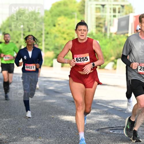 06.09.2026 - CURREX Alsterlauf Dr. Thomas Lammeyer http://msf.ph/oto/10125869 06.09.2026 09:44:07 Laufen 6021, 6255, 2605 meine-sportfotos.de