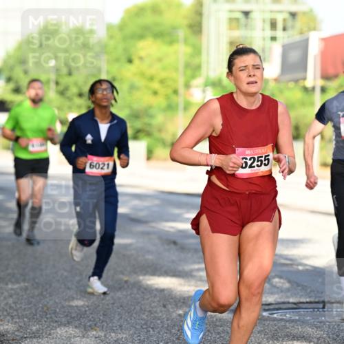 06.09.2026 - CURREX Alsterlauf Dr. Thomas Lammeyer http://msf.ph/oto/10125874 06.09.2026 09:44:07 Laufen 6021, 6255, 5877, 26 meine-sportfotos.de