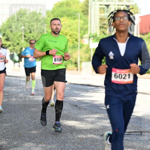 06.09.2026 - CURREX Alsterlauf Dr. Thomas Lammeyer http://msf.ph/oto/10125885 06.09.2026 09:44:09 Laufen 2569, 8104, 6021 meine-sportfotos.de