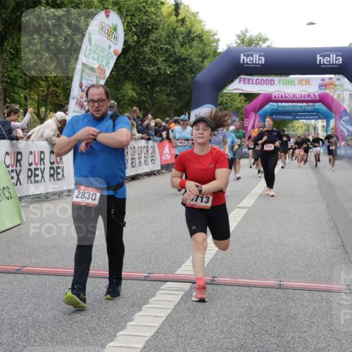 06.09.2026 - CURREX Alsterlauf Yannick Fuchs http://msf.ph/oto/10125886 06.09.2026 10:04:16 Ziel 2346, 2830, 3747, 3959, 3962, 4119, 4131, 4288, 5157, 5674, 5713, 8225 meine-sportfotos.de