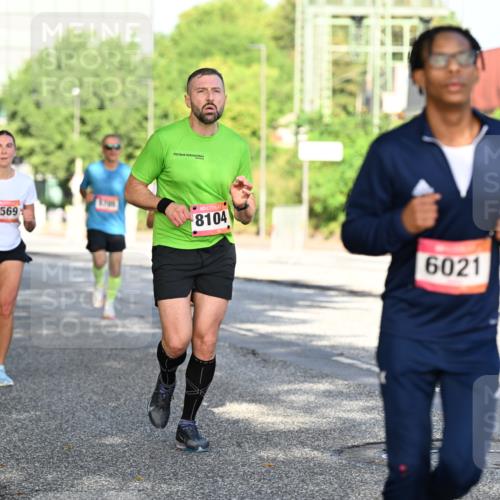 06.09.2026 - CURREX Alsterlauf Dr. Thomas Lammeyer http://msf.ph/oto/10125887 06.09.2026 09:44:09 Laufen 569, 1706, 8104, 6021 meine-sportfotos.de