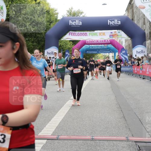06.09.2026 - CURREX Alsterlauf Yannick Fuchs http://msf.ph/oto/10125933 06.09.2026 10:04:18 Ziel 2346, 2830, 3959, 3962, 4119, 4131, 4288, 4812, 5046, 5674, 5713, 8225 meine-sportfotos.de