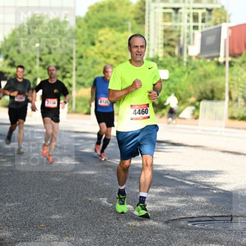 06.09.2026 - CURREX Alsterlauf Dr. Thomas Lammeyer http://msf.ph/oto/10125943 06.09.2026 09:44:15 Laufen 210, 4311, 8125, 4460 meine-sportfotos.de