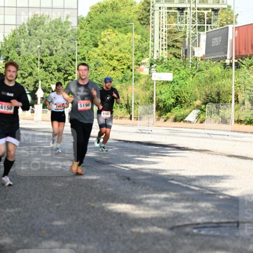 06.09.2026 - CURREX Alsterlauf Dr. Thomas Lammeyer http://msf.ph/oto/10126006 06.09.2026 09:44:22 Laufen 5417, 6150, 2953, 5198, 4863 meine-sportfotos.de
