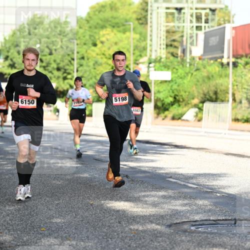 06.09.2026 - CURREX Alsterlauf Dr. Thomas Lammeyer http://msf.ph/oto/10126015 06.09.2026 09:44:22 Laufen 5417, 6150, 2955, 5198, 4863 meine-sportfotos.de