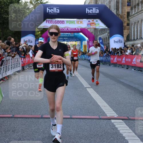 06.09.2026 - CURREX Alsterlauf Strokosch-Dieckow http://msf.ph/oto/10126026 06.09.2026 09:46:30 Ziel 2563, 2683, 2752, 3132, 3182, 4183, 4619, 4663, 6109, 6224 meine-sportfotos.de