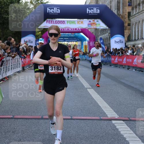 06.09.2026 - CURREX Alsterlauf Strokosch-Dieckow http://msf.ph/oto/10126032 06.09.2026 09:46:30 Ziel 2563, 2683, 2752, 3132, 3182, 4183, 4619, 4663, 6109, 6224 meine-sportfotos.de